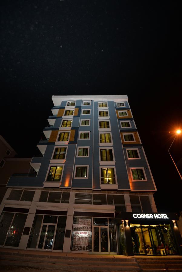 Van Corner Hotel Buitenkant foto